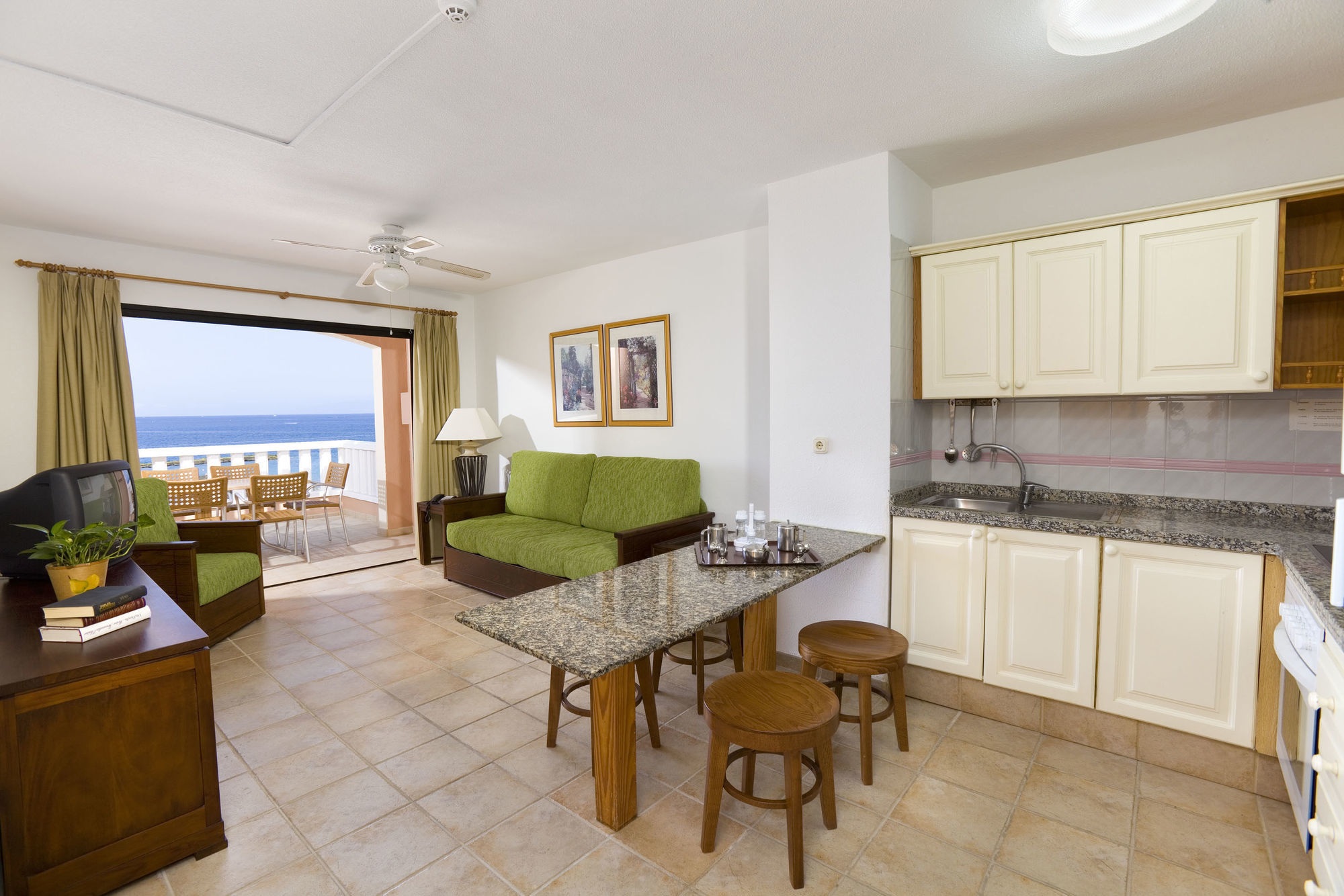Sol Sun Beach Apartamentos Costa Adeje  Εξωτερικό φωτογραφία